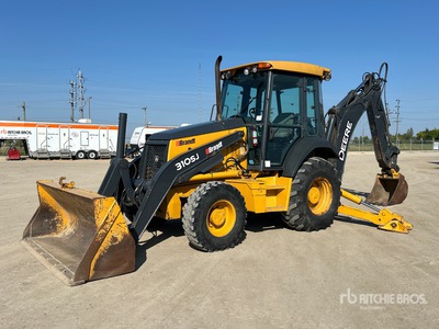 John Deere 310SJ 4x4 を見 Backhoe Loader