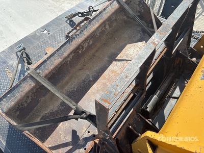 2016 Cat 299D2 を見 Compact Track Loader