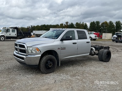 2017 Ram 3500 4x4 Crew Cab Cab and Chassis