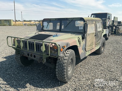 AM General M1097R1 HMMWV 4 Door Soft Top w/Truck Body