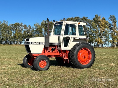 1981 Case 2090 2WD Tractor