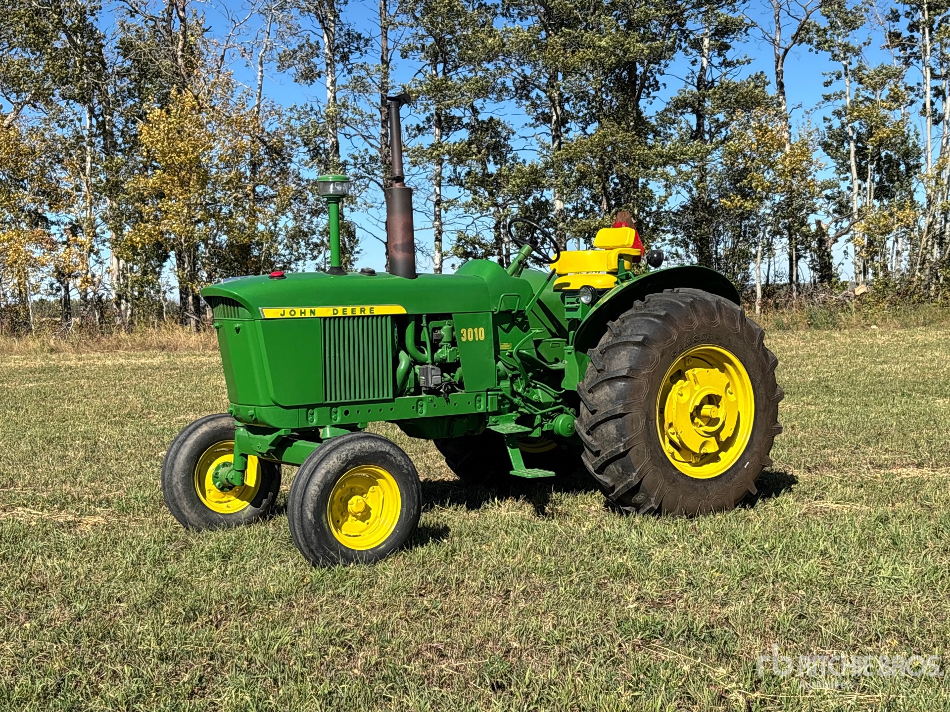1961 John Deere 3010 Antique Tractor