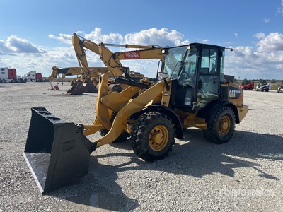 2016 Cat 906M جرافة
