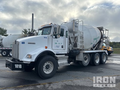 2007 Kenworth T800 8x4 Mixer Truck