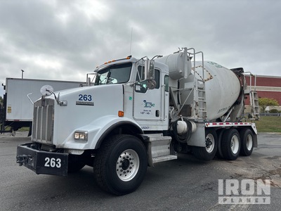 2007 Kenworth T800 8x4 Mixer Truck