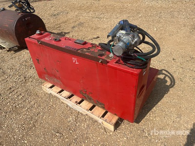 Westeel 421 L Fuel Tank