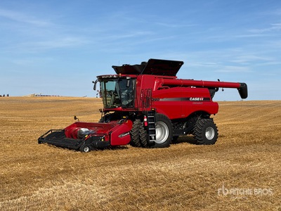 2014 Case IH 7140 Combine Harvester