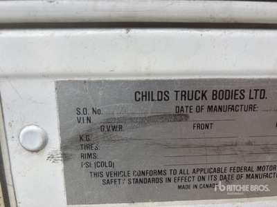 1989 Mack MS250 4x2 Flatbed Truck