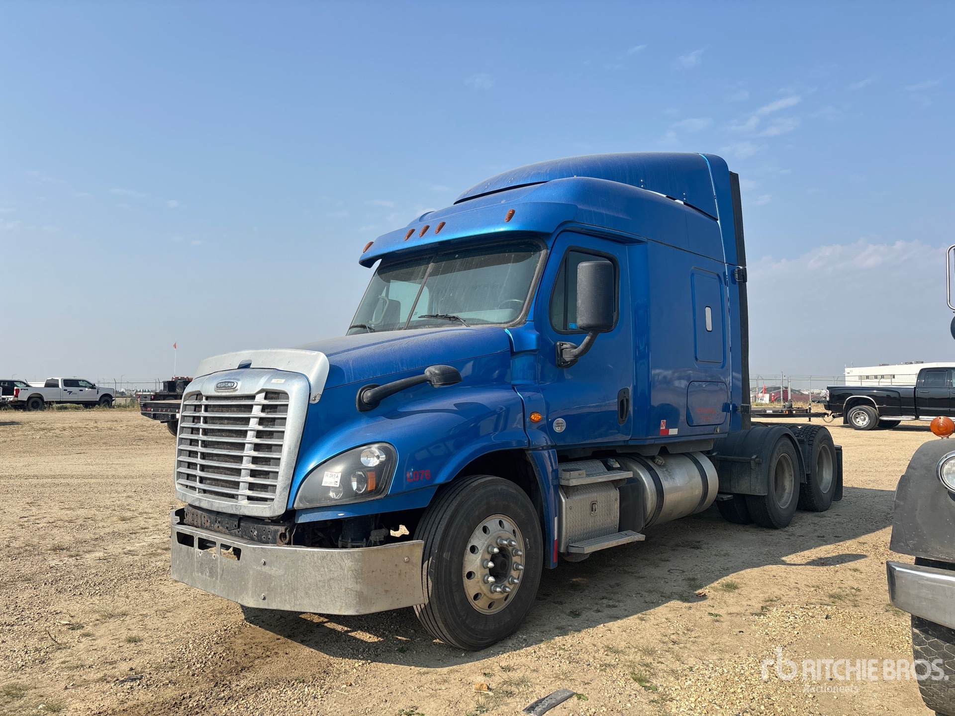 2017 Freightliner Cascadia 125 6x4 T/A Sleeper Truck Tractor