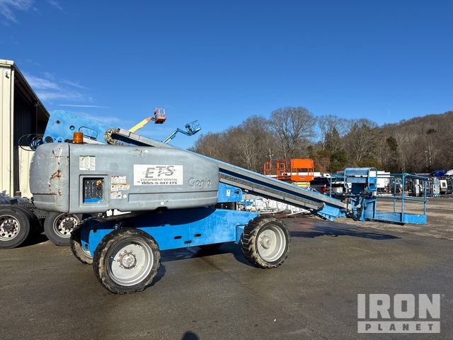 ELEVADOR TELESCóPICO 2004 GENIE 4WD S60