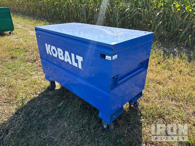 Kobalt KB48 Non steer caster wheel 46"Wx22"Dx25"H Caja de lugar de trabajo