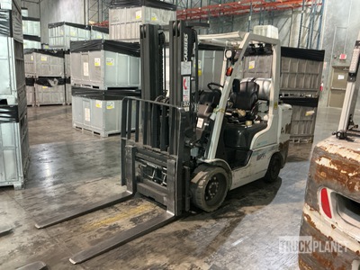 2019 UniCarriers CF80 6950 lb رافعة شوكية