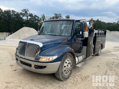2006 International 4300 4x2 Utility Truck