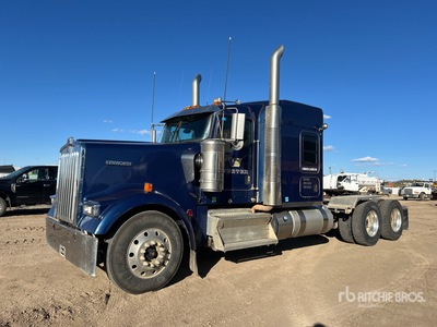 2019 Kenworth W900 6x4 تراكتور شاحنة كابينة النوم (ثنائية المحور)