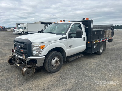 2015 Ford F-350 XL 4x2 Ciężarówka z płaską platformą