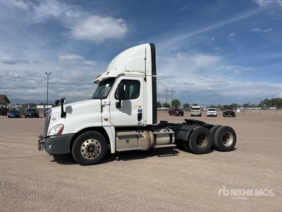 2016 Freightliner Cascadia 125 6x4 Day Cab Truck Tractor