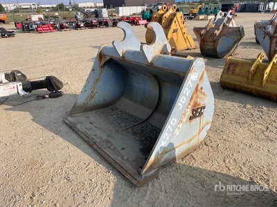 SEC 69 in Q/C Cleanup Excavator Bucket - Fits JD270/ZX270/ZX230/JD230