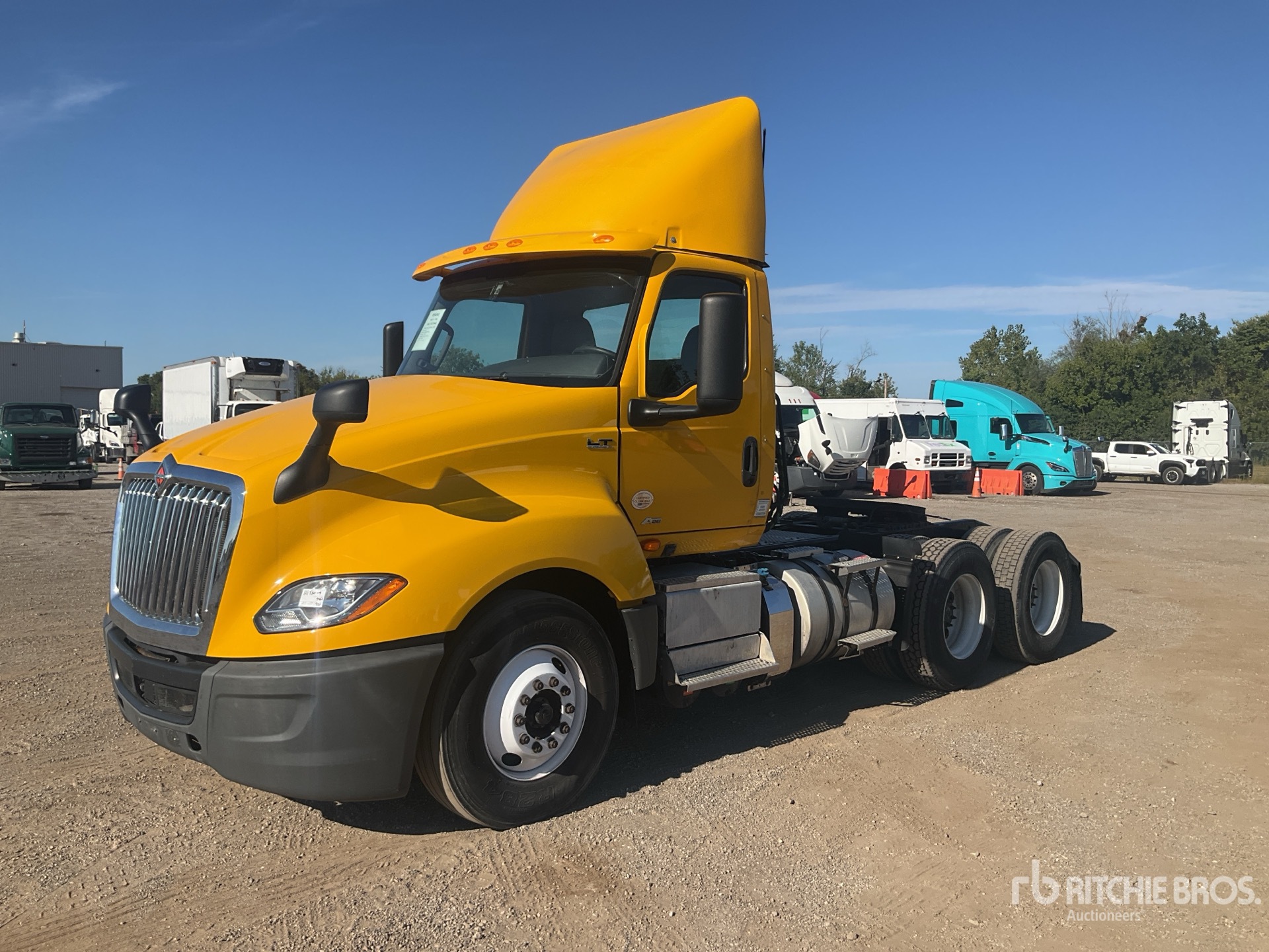 2019 International LT625 6x4 Day Cab Prime Mover