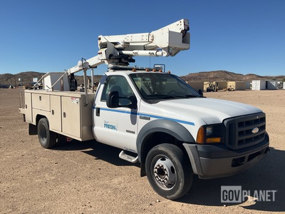 2006 Ford F-450 Super Duty XL Bucket Truck