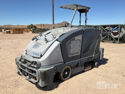 Advance CS7010-48D Scrubber