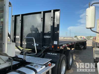 2015 Direct DT45SLFTSLS-LH 40000 lb 45 ft T/A Pritsche Anhänger
