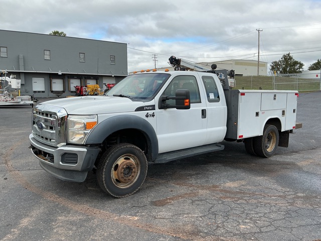 2016 Ford F-450 XL 4x4 Extended Cab Service Truck