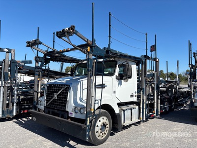 2013 Volvo VAH64200 6x4 Car Carrier Truck