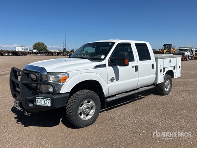 2012 Ford F-350 XLT 4x4 Crew Cab Utility Truck