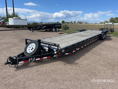 2017 PJ Trailers 36 ft T/A Equipment Trailer