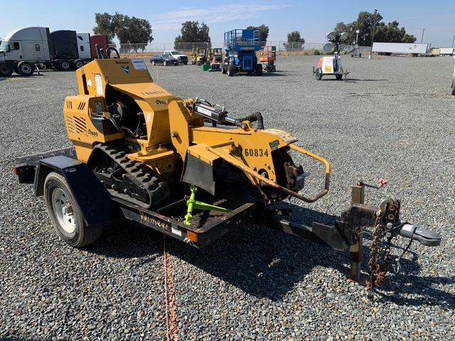 2016 Vermeer SC30TX Tracked Stump Grinder w/2016 Vermeer TLR33 Trailer