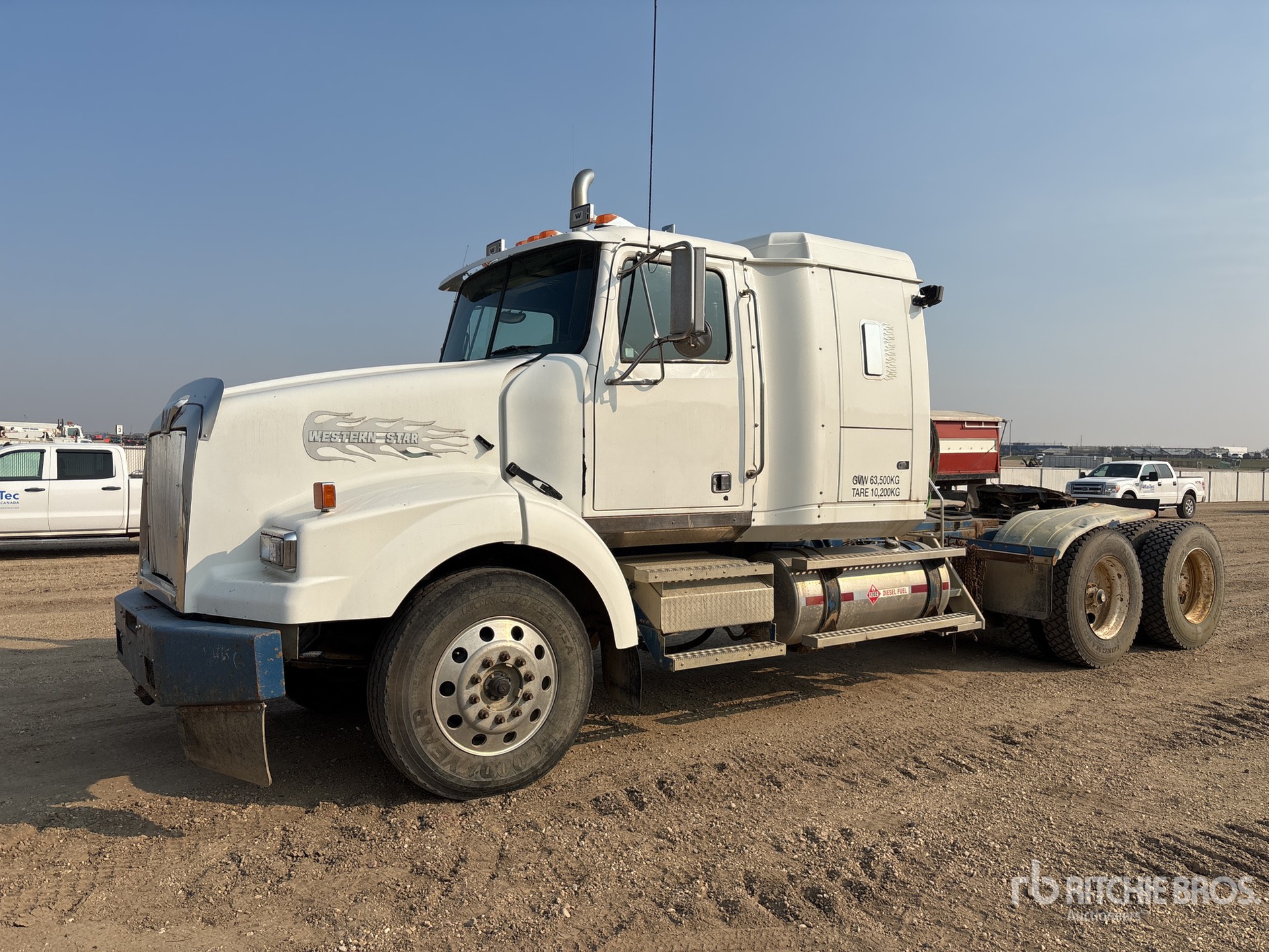 2007 Western Star 4900SA 6x4 T/A Sleeper Truck Tractor