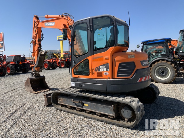 EXCAVADORA 2017 DOOSAN DX85R3