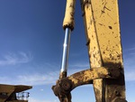 Hydraulics with Bucket Cylinder