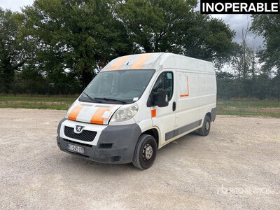 2011 Peugeot Boxer Vehicule Utilitaire Cargo Van (Inoperable)
