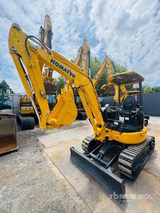 2016 Komatsu PC30MR-5 Mini Excavadora
