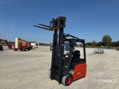 2014 Linde E16C-01 1600 kg Elektryczny wózek widłowy