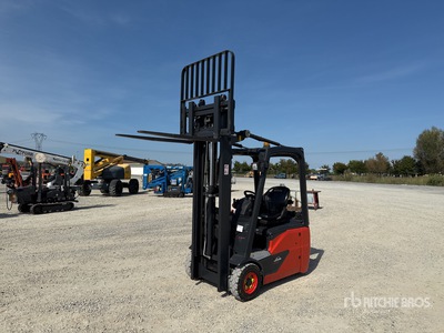 2014 Linde E15-02 1500 kg Chariot Élévateur Électrique