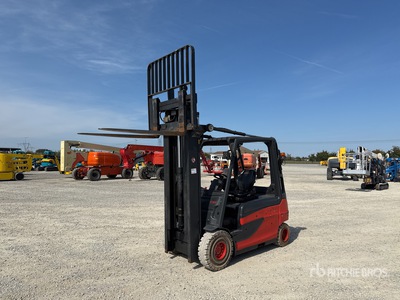 2014 Linde E30L-01 3000 kg Chariot Élévateur Électrique