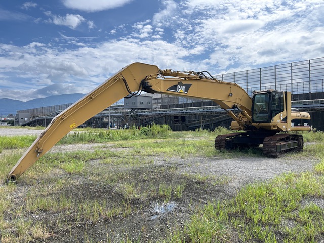 2004 年 Cat 330 CL Long Reach Tracked Excavator (Inoperable) 不動