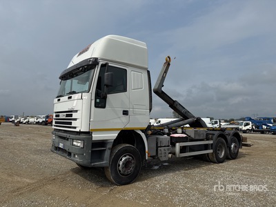 Iveco Eurostar 260E40 6x2 Sleeper Roll-Off Truck
