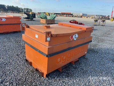 1999 Steenbergen IBC 1150 Liter Fuel Tank