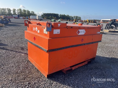 1998 Steenbergen 3000 Liter Fuel Tank