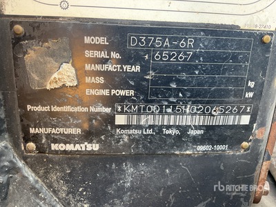 2012 Komatsu D375A-6R Spycharka gąsienicowa
