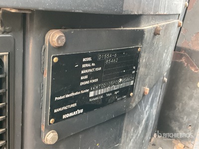 2011 Komatsu D155A-6R Pelleteuse à chenilles