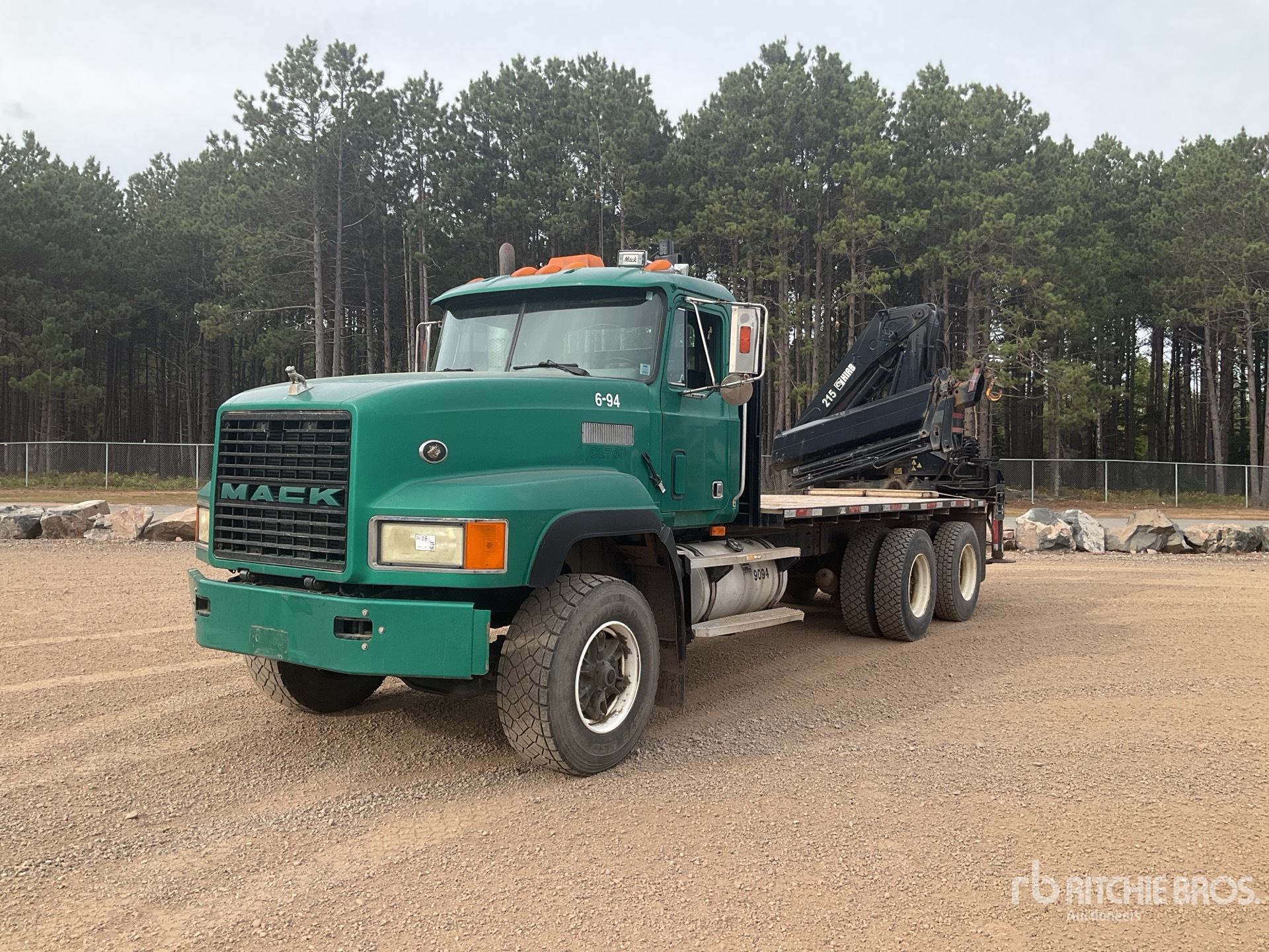 1994 Mack CL713 6x4 Camion à Fèche