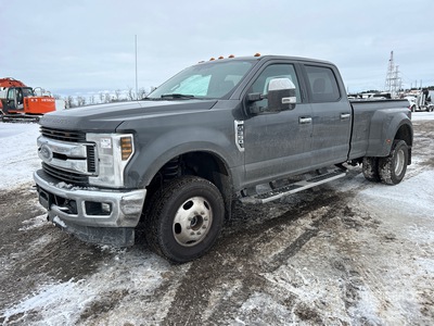 2019 Ford F-350 XLT 4x4 Crew Cab Pickup