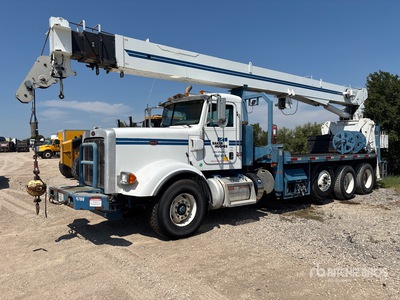 National 900A 52000 lb Straight Boom on 2012 Peterbilt 367 8x4 Kranwägen