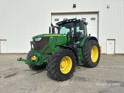 2018 John Deere 6195R 4WD Tractor Agrícola