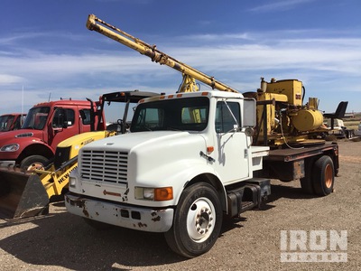 1991 International 4700 4x2 Drill Truck