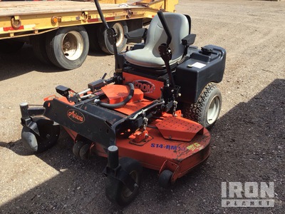 2014 Ariens Zero-Turn Lawn Mower